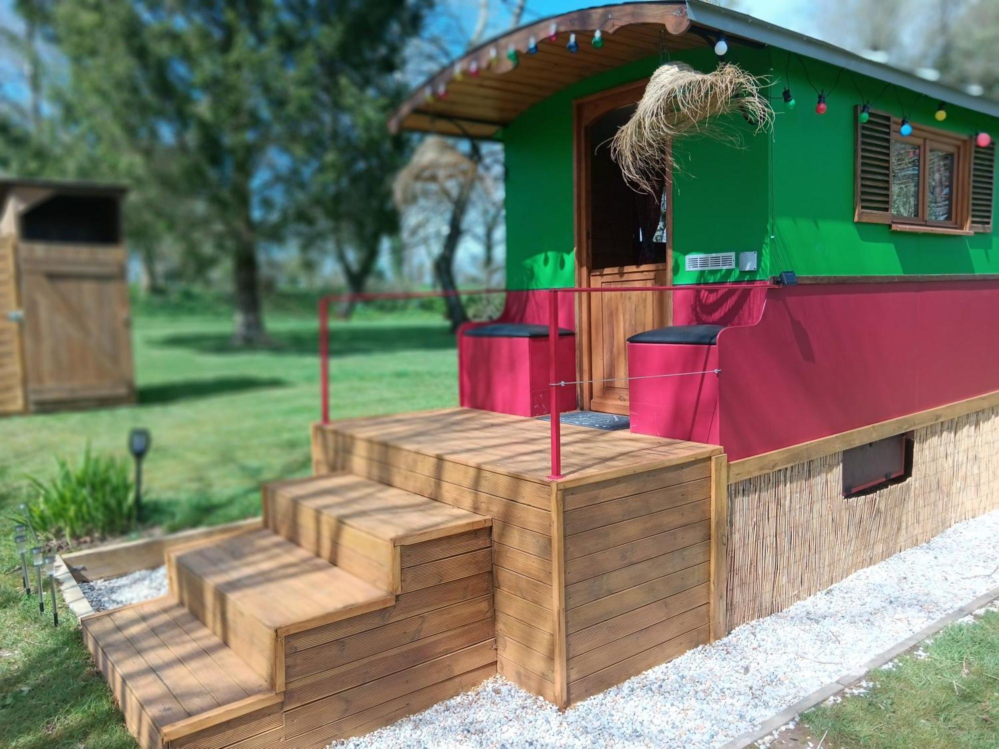 Le Val Daniniere B&B Adult Only Le Mesnil-Garnier 외부 사진